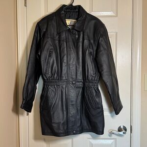 Women's Genuine Leather Coat Size M